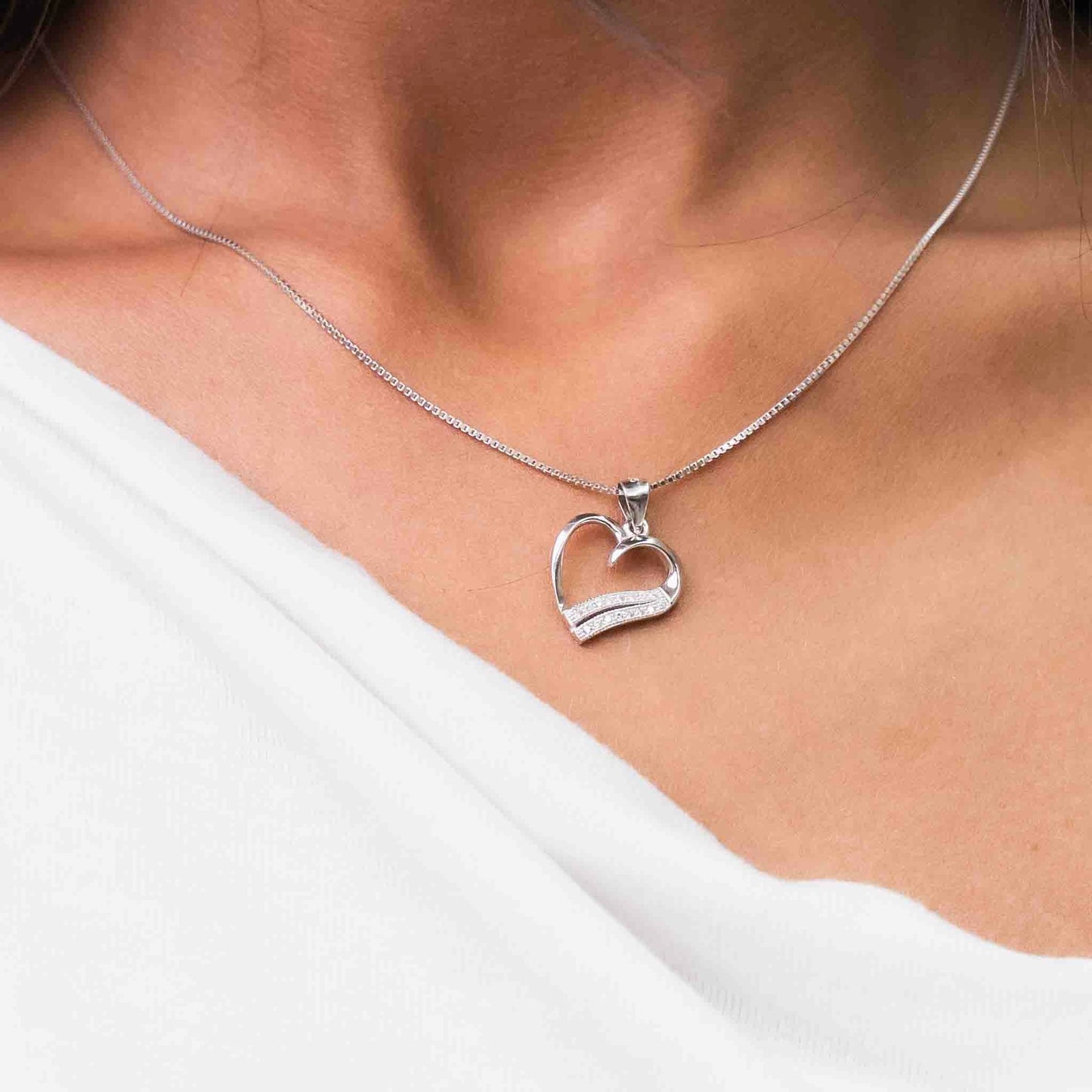 Sterling Silver Outlined Heart Pendant